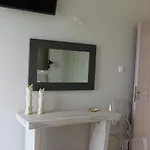 Marion Apartament *