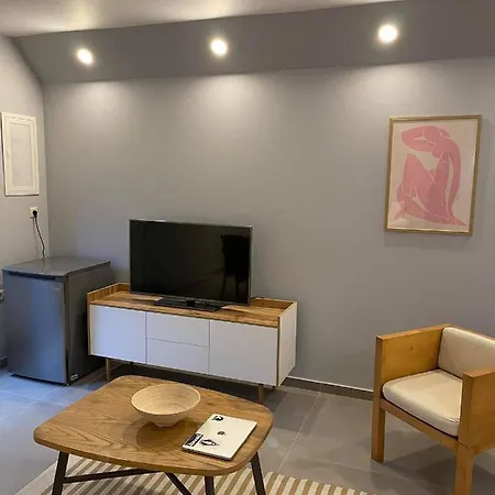 Marion Apartment *