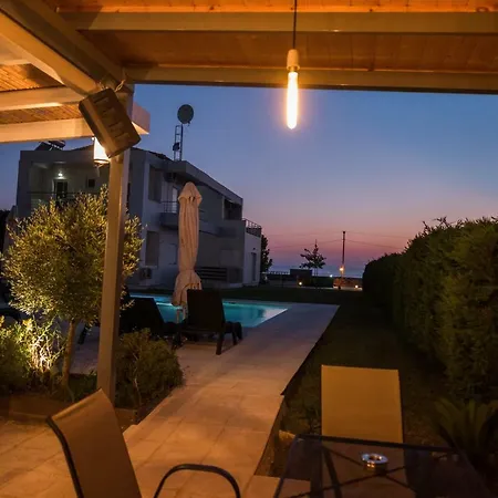 Marion Apartment Kourouta